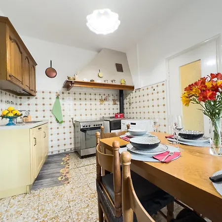 L&R - Casa Illiade Con Parcheggio Libero, Terrazza Panoramica E Wi-Fi Sanremo