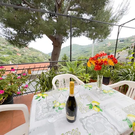 L&R - Casa Illiade Con Posto Auto, Terrazza Panoramica E Wi-Fi * Sanremo