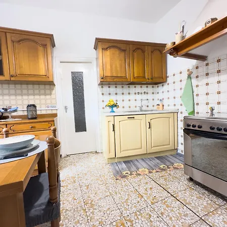 L&r - Casa Illiade Con Parcheggio Libero, Terrazza Panoramica E Wi-fi Sanremo
